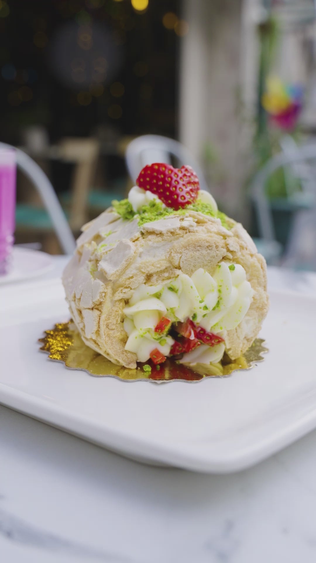Mereng Roll Antep Fıstıklı | Glutensiz | 10 Kişilik